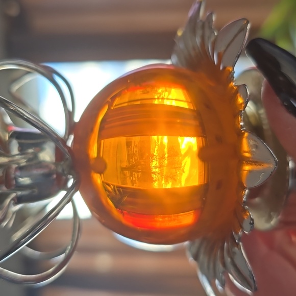 Vintage mid-century atomic orange lucite candle holders 60s 70s - Picture 3 of 7